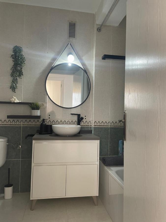 Apartamento 3 Habitaciones Con Piscina Y Vistas Al Mar Benicàssim Екстериор снимка