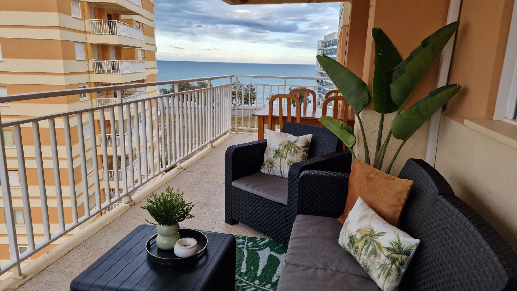 Apartamento 3 Habitaciones Con Piscina Y Vistas Al Mar Benicàssim Екстериор снимка